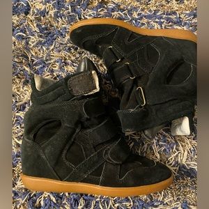 Isabel Marant BLACK SUEDE SNEAKERS